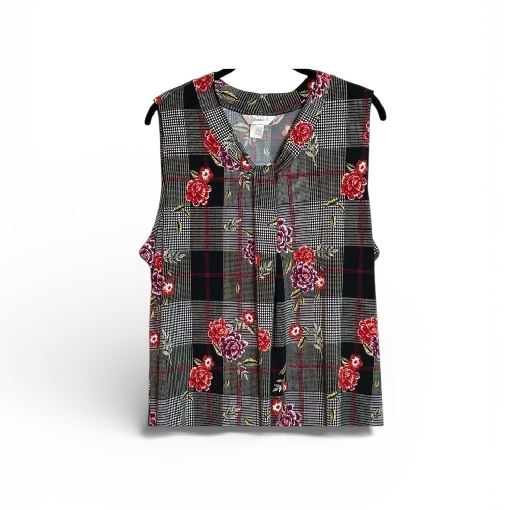 NWT CJ Banks Sleeveless top